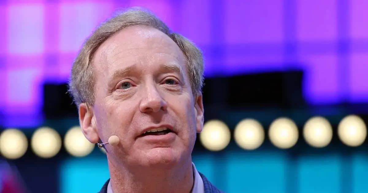 Chủ tịch microsoft: Trí tuệ nhân tạo đang thiếu khung pháp lý an toàn