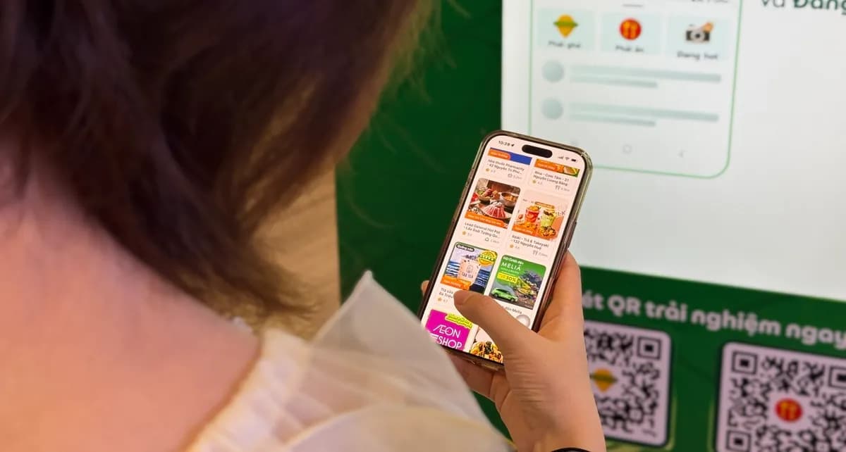 Chuyển đổi số du lịch Huế: Từ trải nghiệm xích lô đến dịch vụ ăn uống hiện đại