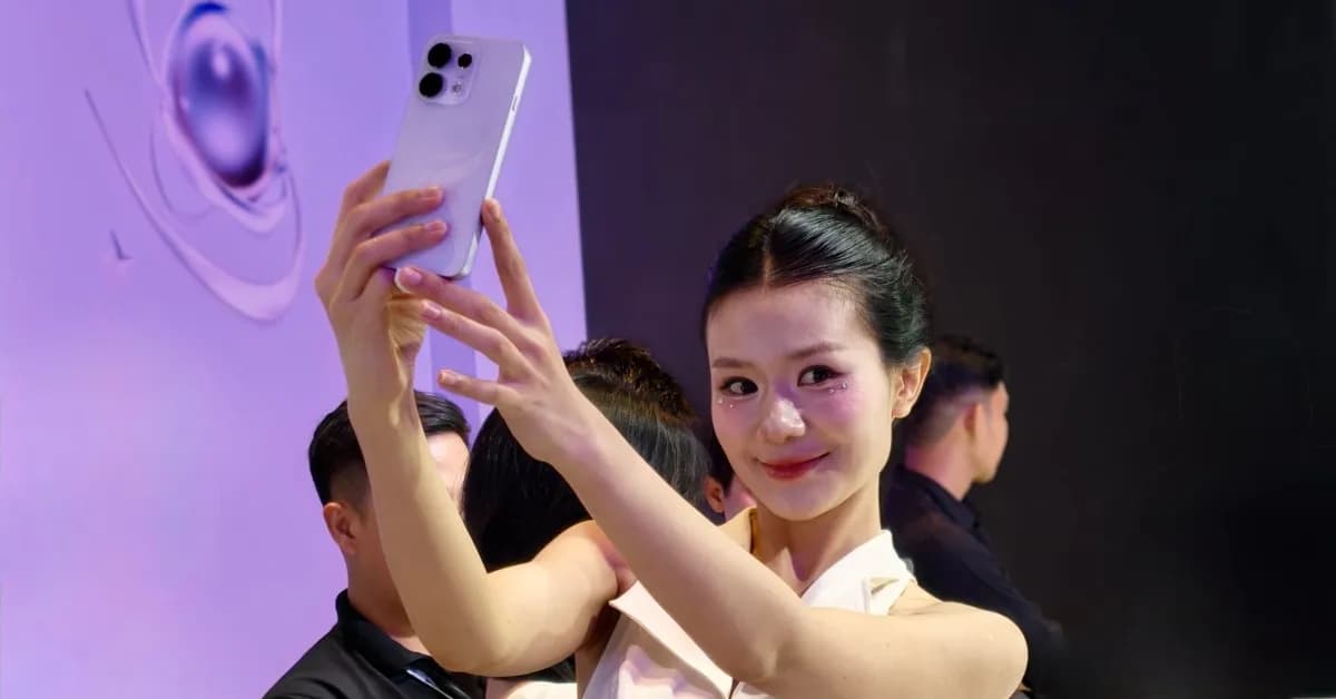 Điểm danh smartphone dòng Pro giá 25 triệu đồng sở hữu viên pin khủng 7.000 mAh