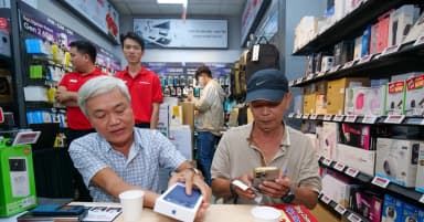 Giải pháp S-BuyBack tại CellphoneS: Nâng cấp iPhone 17 không lo mất giá