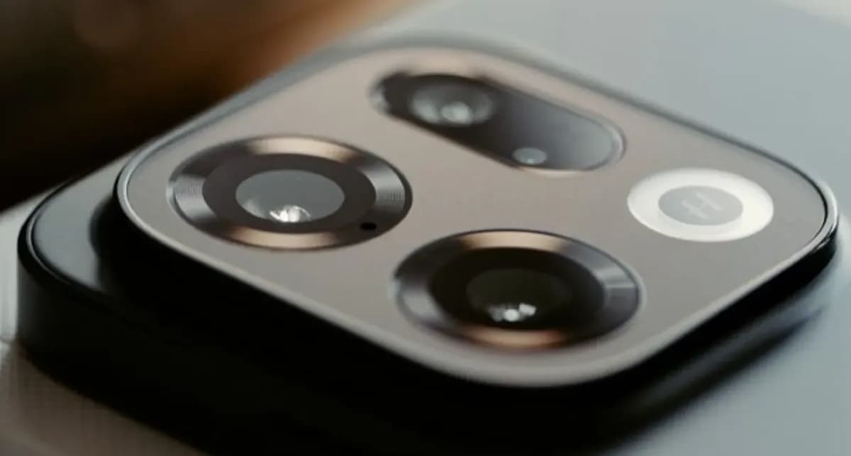 Khám phá công nghệ smartphone với hệ thống 3 camera 200MP đột phá từ OPPO