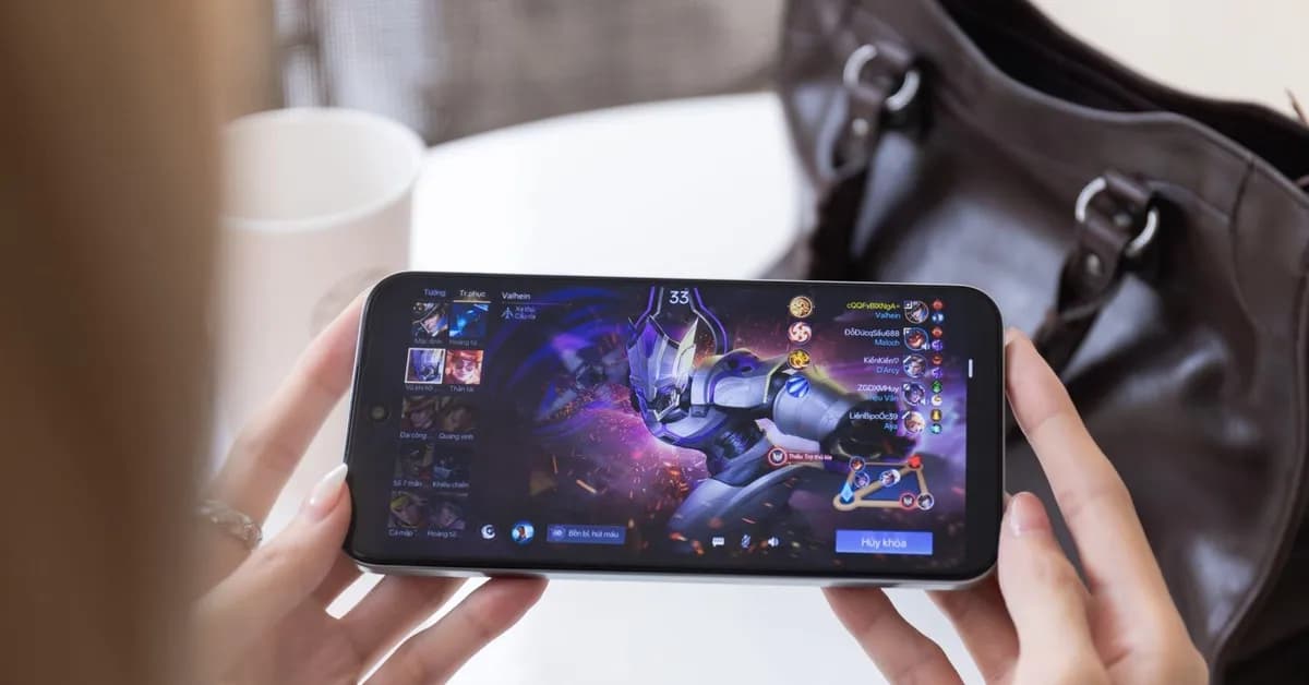 Realme củng cố hệ sinh thái gaming với bộ đôi smartphone pin khủng