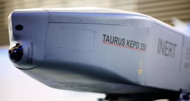 Sức mạnh công nghệ tên lửa hành trình tàng hình Taurus KEPD 350